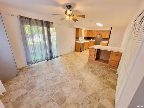 3 Sunset Dr, Flora, IL 62839 photo 16