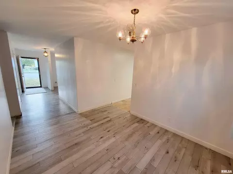 3 Sunset Dr, Flora, IL 62839 photo 58