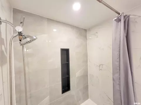 3 Sunset Dr, Flora, IL 62839 photo 41