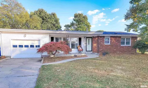 3 Sunset Dr, Flora, IL 62839 photo 1