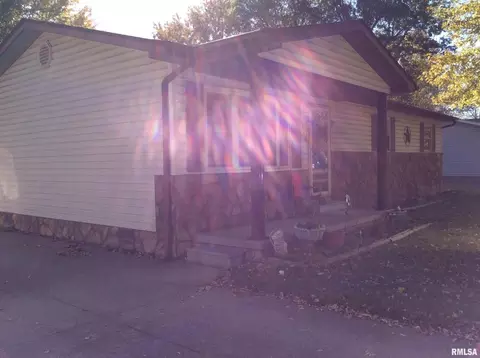 1513 Triangle St, Mount Vernon, IL 62864 photo 3