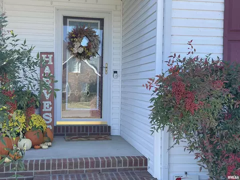 1702 N Smith Ave, Marion, IL 62959 photo 2