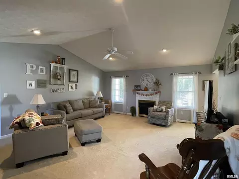 1702 N Smith Ave, Marion, IL 62959 photo 6