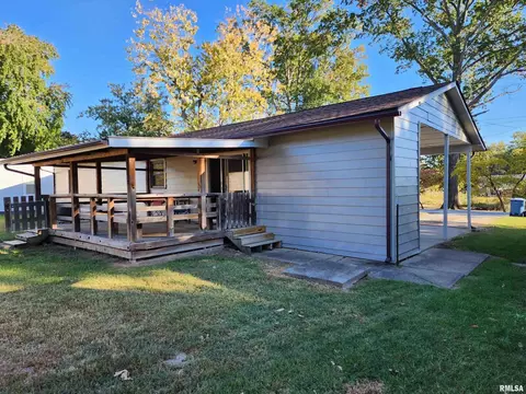 1011 Kirkpatrick St, Benton, IL 62812 photo 24