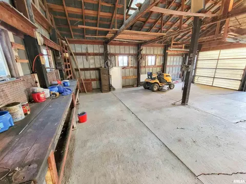 3058 Blue Mound Rd, Flora, IL 62839 photo 52