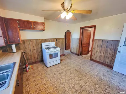 3058 Blue Mound Rd, Flora, IL 62839 photo 25