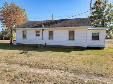 3058 Blue Mound Rd, Flora, IL 62839 photo 70