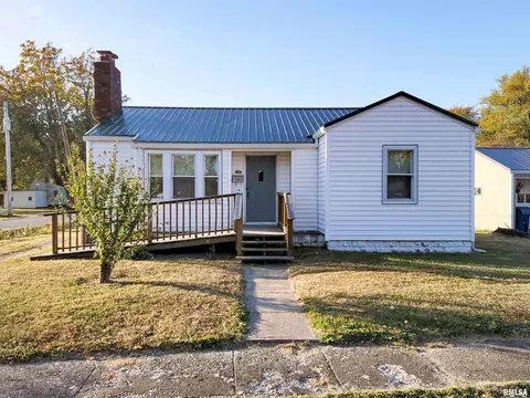 240 Fair Ave, Flora, IL 62839 photo 1