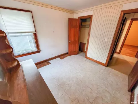 240 Fair Ave, Flora, IL 62839 photo 24
