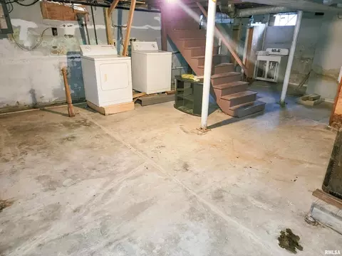 240 Fair Ave, Flora, IL 62839 photo 30