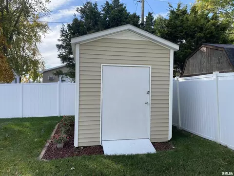 303 E Beacon Ct, Mount Vernon, IL 62864 photo 30
