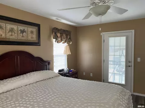 303 E Beacon Ct, Mount Vernon, IL 62864 photo 36