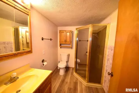 616 S 25th St, Herrin, IL 62948 photo 10