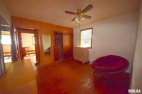 616 S 25th St, Herrin, IL 62948 photo 7