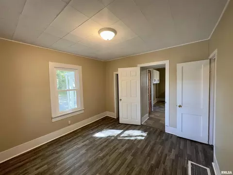 322 E Lewis St, Anna, IL 62906 photo 23
