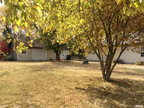 123 E Last St, Mount Vernon, IL 62864 photo 8