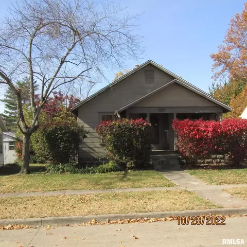 211 6th St, Carmi, IL 62821 photo 1