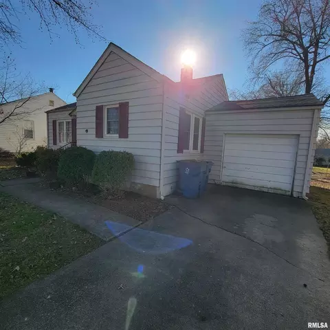 2703 Mannen St, Mount Vernon, IL 62864 photo 5