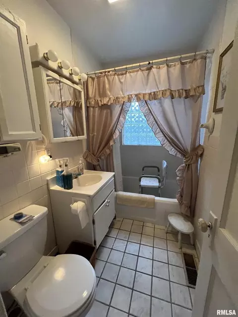 2703 Mannen St, Mount Vernon, IL 62864 photo 16