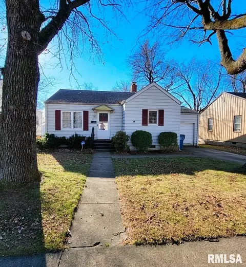 2703 Mannen St, Mount Vernon, IL 62864 photo 1