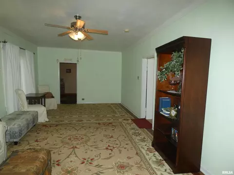 501 W Sylvester St, Christopher, IL 62822 photo 19