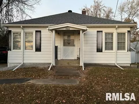 1800 W Sycamore St, Carbondale, IL 62901