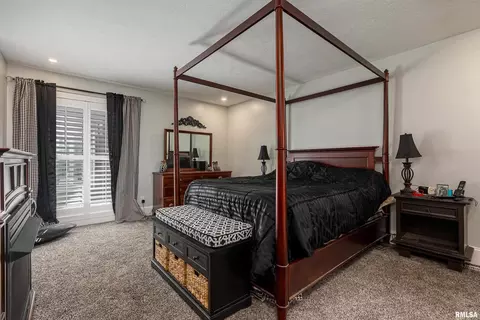 1104 E Dulle St, Marion, IL 62959 photo 18