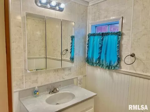 131 Breese St, Centralia, IL 62801 photo 33