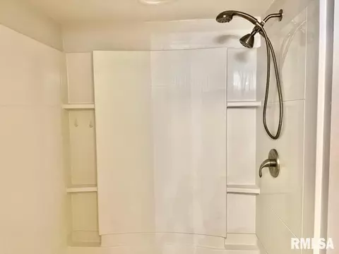 131 Breese St, Centralia, IL 62801 photo 34
