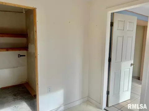 131 Breese St, Centralia, IL 62801 photo 29