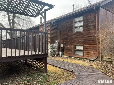 131 Breese St, Centralia, IL 62801 photo 23