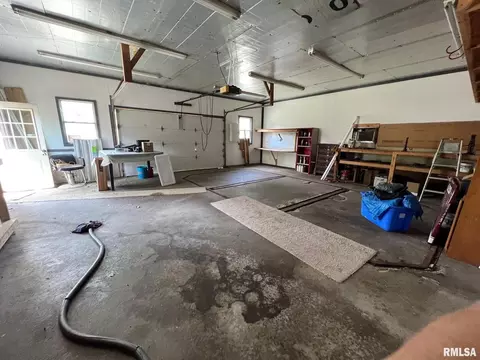 131 Breese St, Centralia, IL 62801 photo 36