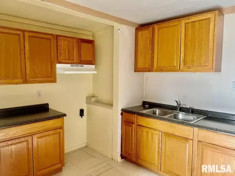 131 Breese St, Centralia, IL 62801 photo 27