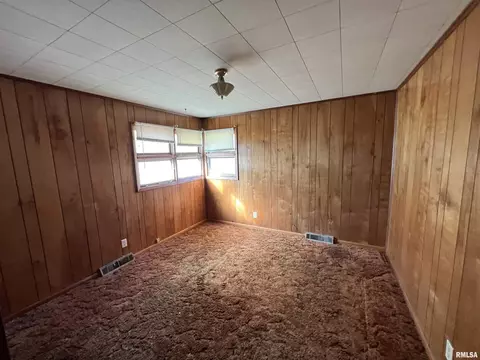 501 S 2nd St, Marion, IL 62959 photo 8