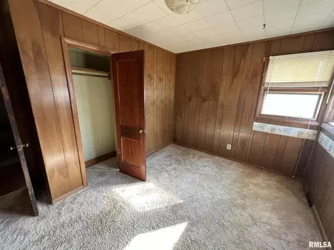 501 S 2nd St, Marion, IL 62959 photo 6
