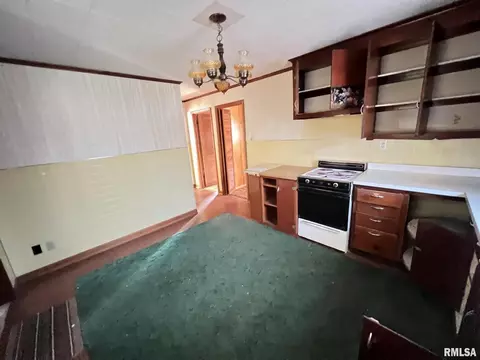 501 S 2nd St, Marion, IL 62959 photo 11