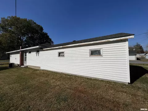 501 S 2nd St, Marion, IL 62959 photo 19