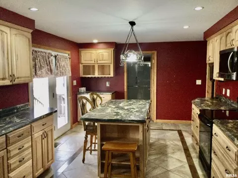 600 N Main St, Anna, IL 62906 photo 42