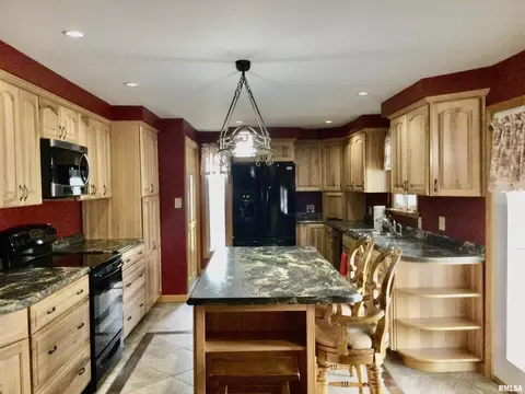 600 N Main St, Anna, IL 62906 photo 6