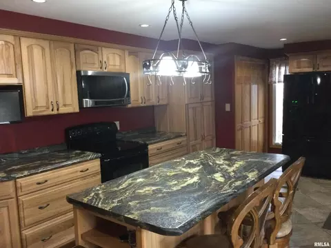 600 N Main St, Anna, IL 62906 photo 12