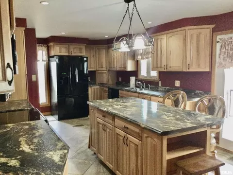 600 N Main St, Anna, IL 62906 photo 47