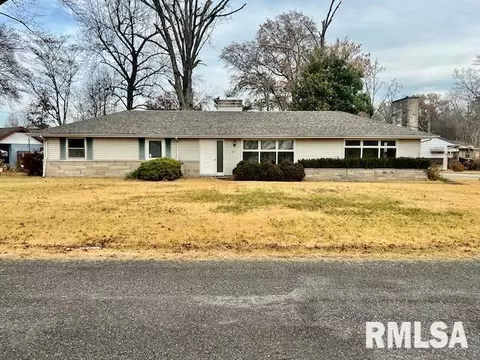 47 Ridge Rd, Centralia, IL 62801 photo 1