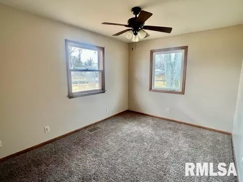 47 Ridge Rd, Centralia, IL 62801 photo 14