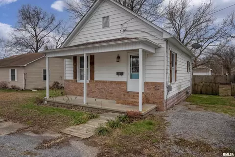 723 E Union St, Marion, IL 62959
