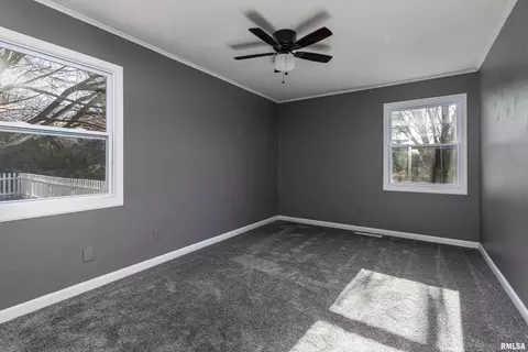 209 W Brewster Rd, Herrin, IL 62948 photo 19