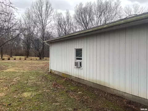 913 E 1150th Rd, Shobonier, IL 62885 photo 15