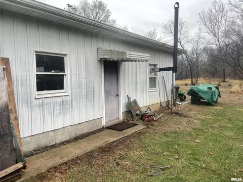 913 E 1150th Rd, Shobonier, IL 62885 photo 16