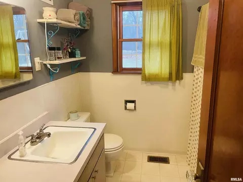 913 E 1150th Rd, Shobonier, IL 62885 photo 52