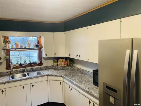913 E 1150th Rd, Shobonier, IL 62885 photo 21