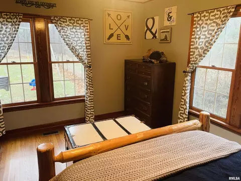 913 E 1150th Rd, Shobonier, IL 62885 photo 56